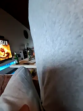 ondlaniej online show from February 8, 2026, 7:17 am