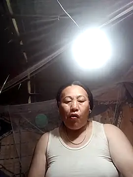 Snapshot of Lucky_baby7 chatting on April 3, 2026, 12:50 am Lucky baby7 online show from April 3, 2026, 12:50 am