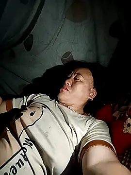 Snapshot of Lucky_baby7 chatting on April 15, 2026, 10:21 pm Lucky baby7 online show from April 15, 2026, 10:21 pm