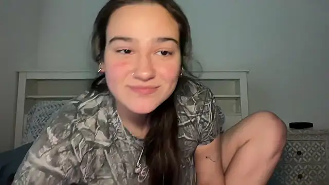 Snapshot of anitayurmoniii chatting on May 1, 2026, 10:26 pm anitayurmoniii online show from May 1, 2026, 10:26 pm