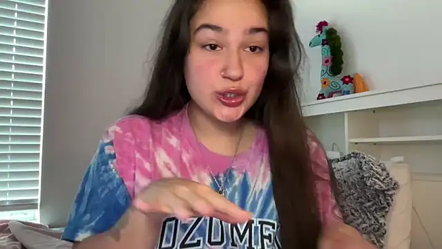 Snapshot of anitayurmoniii chatting on May 11, 2026, 12:34 am anitayurmoniii online show from May 11, 2026, 12:34 am