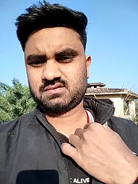 loyalboy 0052 online show from February 11, 2026, 2:44 am