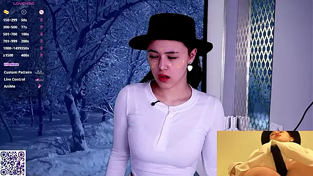 Snapshot of VerlieChahal chatting on March 11, 2026, 8:47 pm VerlieChahal online show from March 11, 2026, 8:47 pm