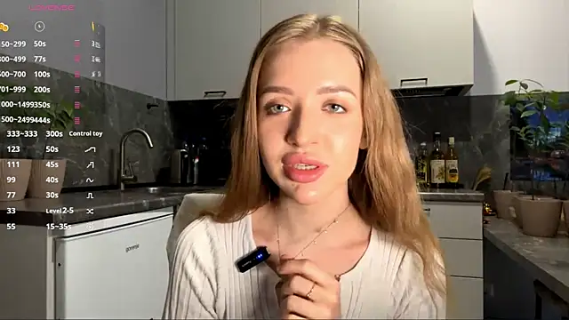 BeaCazin online show from February 19, 2026, 6:43 am