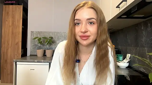 BeaCazin online show from February 21, 2026, 6:48 am