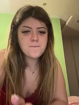 secretdoll00 online show from February 11, 2026, 10:09 pm