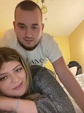 secretdoll00 online show from February 15, 2026, 9:25 pm