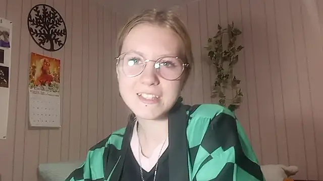 RunawayBr1de online show from February 25, 2026, 3:12 pm