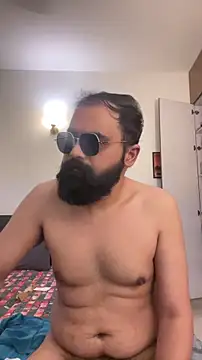 beerboy2222 online show from May 18, 2026, 12:10 pm