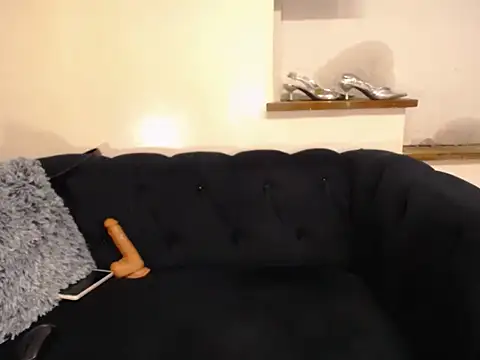 Snapshot of SexyRihannaX chatting on March 5, 2026, 1:13 am SexyRihannaX online show from March 5, 2026, 1:13 am