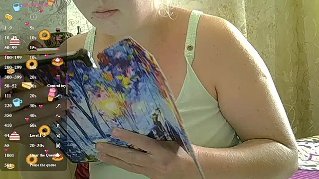 Snapshot of CurvyWild_Lady30 chatting on June 26, 2026, 10:10 am CurvyWild Lady30 online show from June 26, 2026, 10:10 am