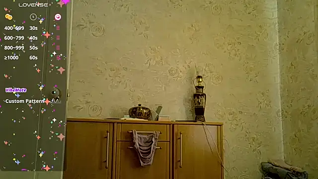 Snapshot of CurvyWild_Lady30 chatting on March 16, 2026, 9:35 am CurvyWild Lady30 online show from March 16, 2026, 9:35 am