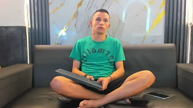 Snapshot of Isaak_26 chatting on March 19, 2026, 1:00 pm Isaak 26 online show from March 19, 2026, 1:00 pm