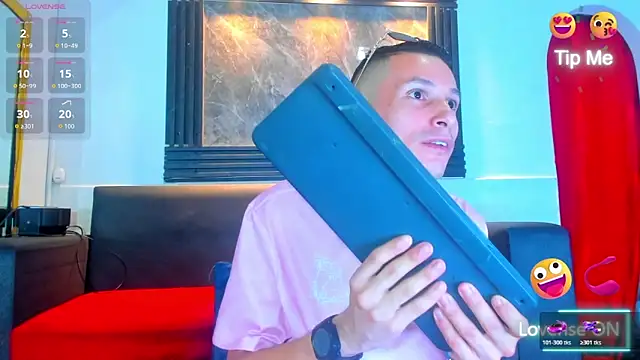 Snapshot of Isaak_26 chatting on March 28, 2026, 12:06 pm Isaak 26 online show from March 28, 2026, 12:06 pm