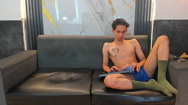 Snapshot of Isaak_26 chatting on March 8, 2026, 10:24 pm Isaak 26 online show from March 8, 2026, 10:24 pm