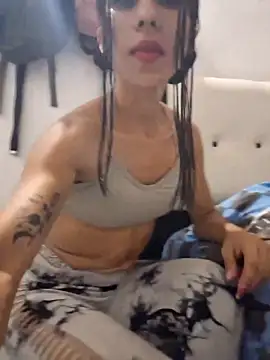 Snapshot of Alannys19 chatting on February 27, 2026, 4:12 am Alannys19 online show from February 27, 2026, 4:12 am