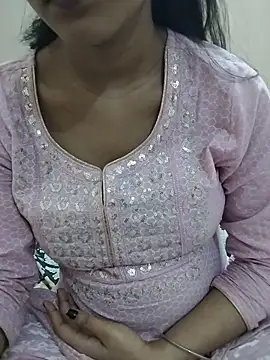 Snapshot of shivani_jain chatting on February 19, 2026, 12:35 pm shivani jain online show from February 19, 2026, 12:35 pm