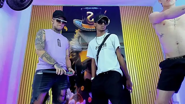 Snapshot of olimpus_Gods chatting on March 8, 2026, 10:07 am olimpus Gods online show from March 8, 2026, 10:07 am