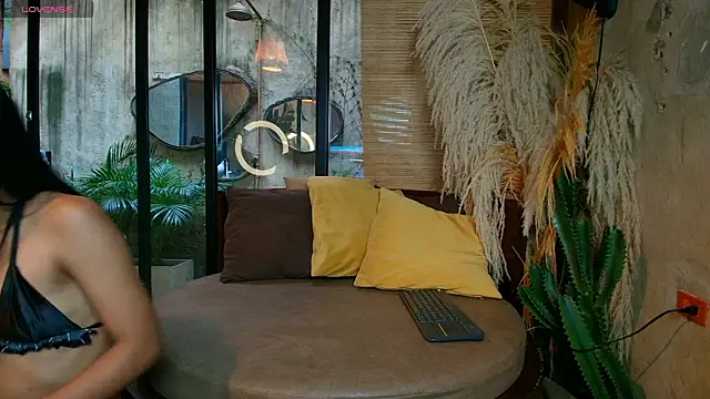 sophieBlair  online show from February 27, 2026, 8:52 pm