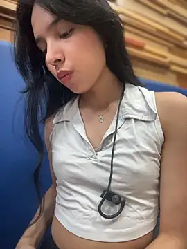 jadelaurent online show from July 28, 2026, 7:39 pm