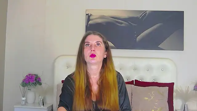 AzeliaHart online show from February 10, 2026, 5:28 am