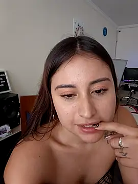 Snapshot of JuliettaArlet chatting on June 15, 2026, 2:28 pm JuliettaArlet online show from June 15, 2026, 2:28 pm