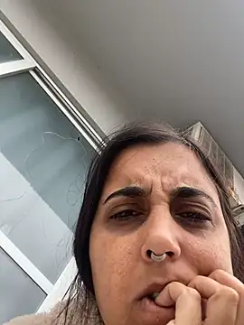 Nayhh online show from June 29, 2026, 2:39 pm