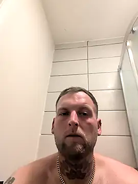 dave32000 online show from April 7, 2026, 10:33 pm