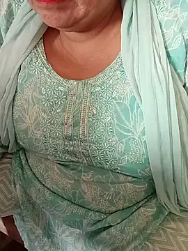 Simran 008 online show from May 17, 2026, 3:17 am