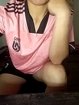 Lavi sexy07 online show from April 14, 2026, 3:39 pm