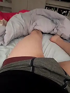 Snapshot of andrepix995 chatting on February 17, 2026, 9:23 pm andrepix995 online show from February 17, 2026, 9:23 pm