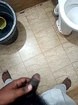 Snapshot of Deep_9 chatting on April 15, 2026, 10:21 pm Deep 9 online show from April 15, 2026, 10:21 pm