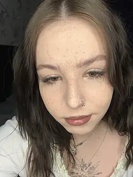 honey1peach online show from February 20, 2026, 12:29 pm