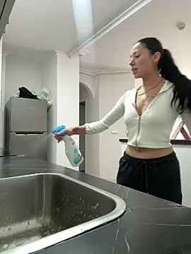 Karmenlovex online show from March 18, 2026, 2:19 pm