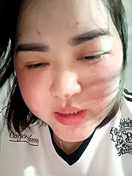 Snapshot of Kee-kimlee chatting on April 6, 2026, 6:14 am Kee-kimlee online show from April 6, 2026, 6:14 am