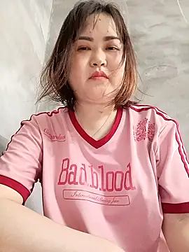 Snapshot of Kee-kimlee chatting on April 5, 2026, 9:38 am Kee-kimlee online show from April 5, 2026, 9:38 am