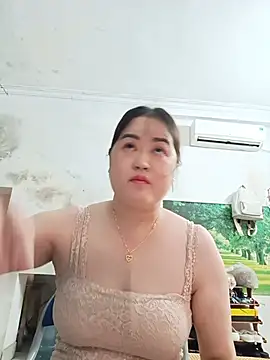Snapshot of Kee-kimlee chatting on May 30, 2026, 12:39 am Kee-kimlee online show from May 30, 2026, 12:39 am