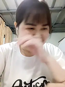 Snapshot of Kee-kimlee chatting on March 18, 2026, 5:43 am Kee-kimlee online show from March 18, 2026, 5:43 am