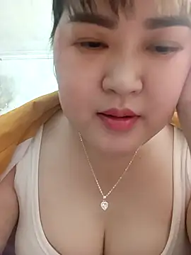 Snapshot of Kee-kimlee chatting on March 9, 2026, 4:49 am Kee-kimlee online show from March 9, 2026, 4:49 am