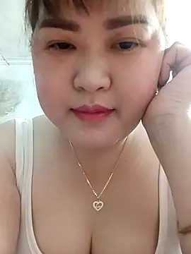 Snapshot of Kee-kimlee chatting on March 6, 2026, 2:28 am Kee-kimlee online show from March 6, 2026, 2:28 am