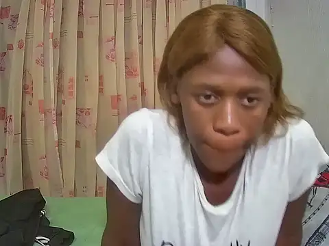 BlackBeauty2002 online show from February 17, 2026, 7:55 pm