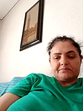 Snapshot of Sony28v chatting on April 15, 2026, 7:25 am Sony28v online show from April 15, 2026, 7:25 am