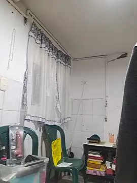 Snapshot of Alexamontiel_ chatting on February 13, 2026, 12:49 pm Alexamontiel online show from February 13, 2026, 12:49 pm