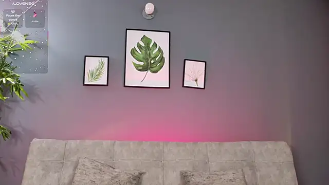 Snapshot of ninna_cam chatting on February 12, 2026, 12:38 pm ninna cam online show from February 12, 2026, 12:38 pm