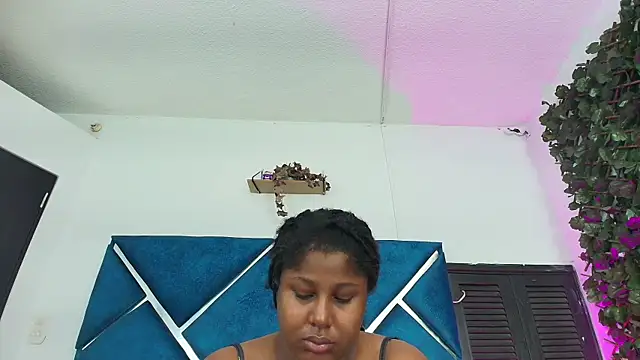 AlexaRousse4u online show from April 1, 2026, 2:13 am