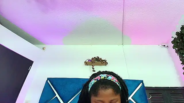 AlexaRousse4u online show from April 2, 2026, 1:57 am