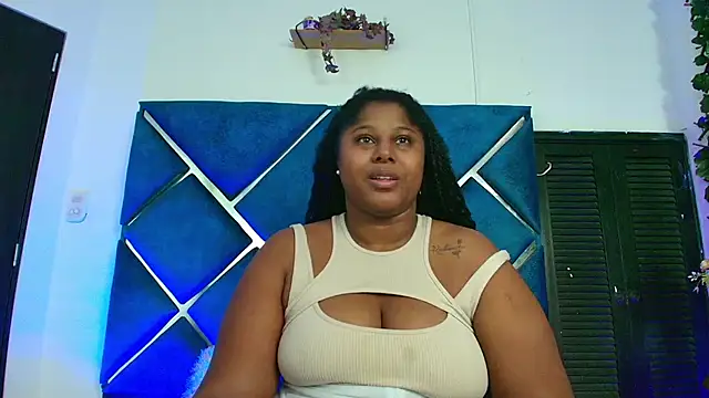 Snapshot of AlexaRousse4u chatting on May 15, 2026, 10:52 pm AlexaRousse4u online show from May 15, 2026, 10:52 pm