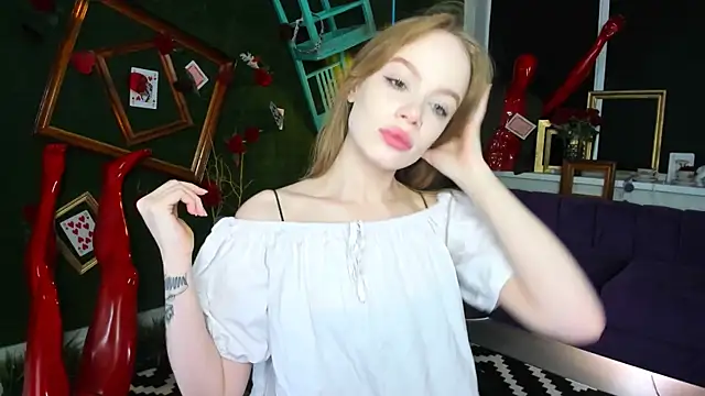 Snapshot of AmyNox chatting on April 15, 2026, 5:13 am AmyNox online show from April 15, 2026, 5:13 am