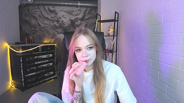 AmyNox online show from July 11, 2026, 9:09 am