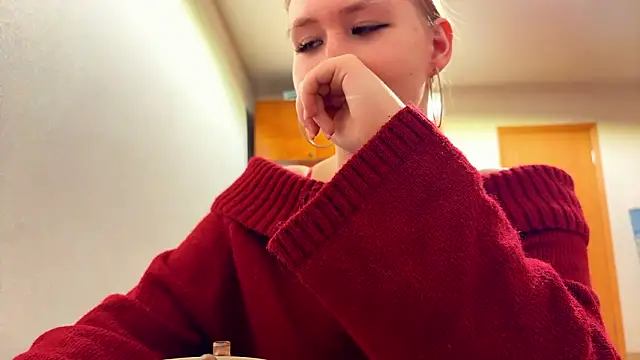 Snapshot of RoseBakeer chatting on February 12, 2026, 8:30 pm RoseBakeer online show from February 12, 2026, 8:30 pm